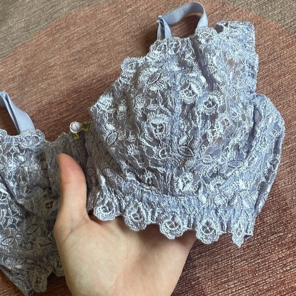 Vintage Victoria Secret Lavender Lace Love Bra - Picture 3 of 9